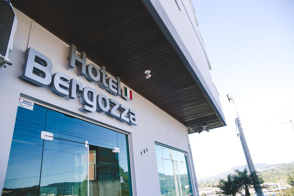 Hotel Bergozza Rio do Sul Esterno foto
