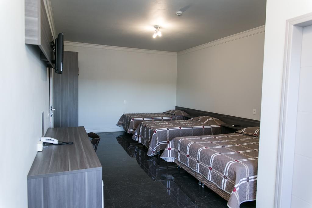 Hotel Bergozza Rio do Sul Esterno foto