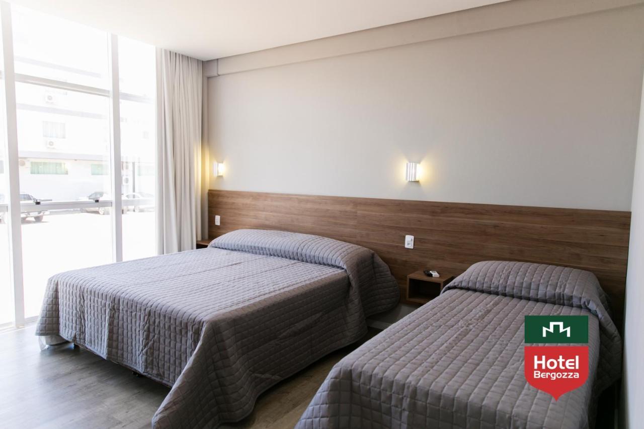 Hotel Bergozza Rio do Sul Esterno foto